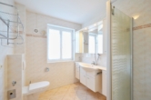 Reserviert!!! Zentral gelegene Terrassenwohnung mit Süd-Ausrichtung - Tageslichtduschbad