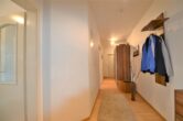 Verkauft!!! 2-Raum-Dachgeschosswohnung in Ribnitz-Damgarten - geräumiger Flur der Wohnung